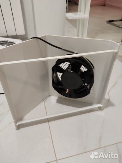 Вытяжка пылесос маникюр педикюр Emil x2 Pro M