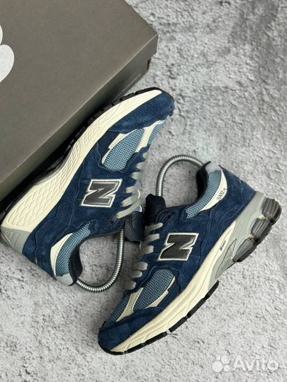 Кроссовки New Balance 2002R