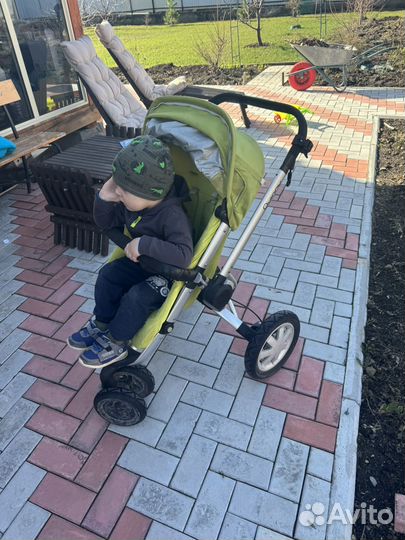 Коляска quinny