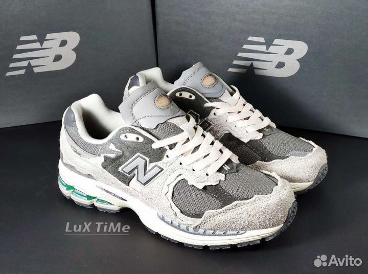 Кроссовки New Balance 2002r