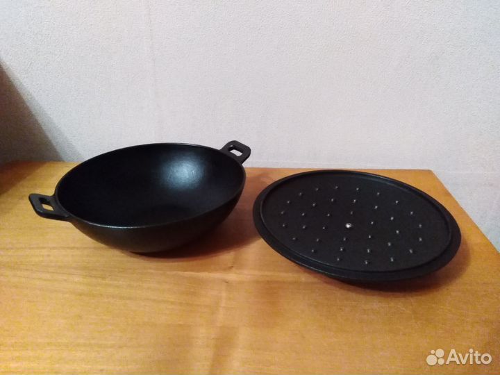 Сковорода - Вок fissman, 2 л, 24*8 см, чугун