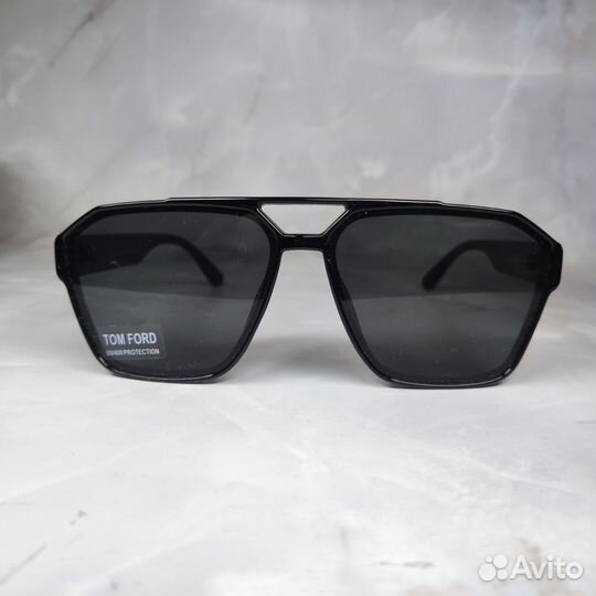 Очки солнцезащитные Tom Ford с поляризацией