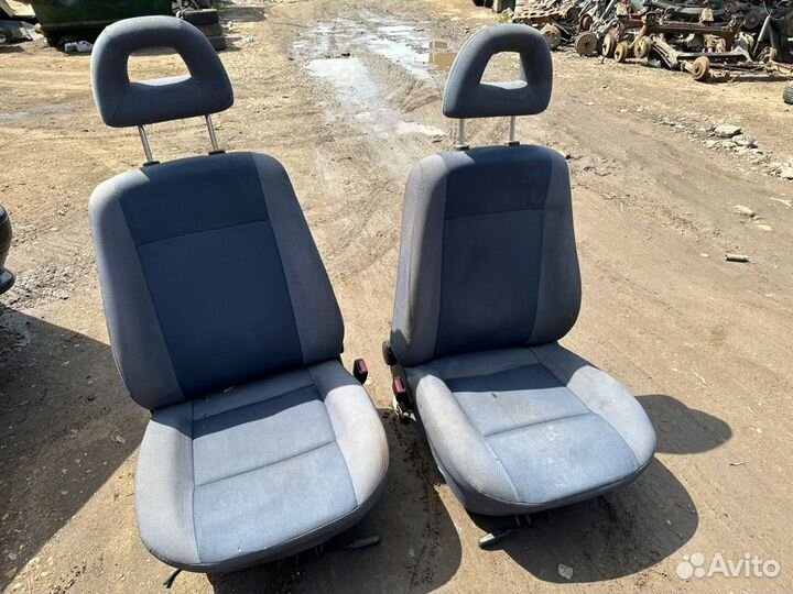 Сиденья передние Chery Amulet A15 1.5