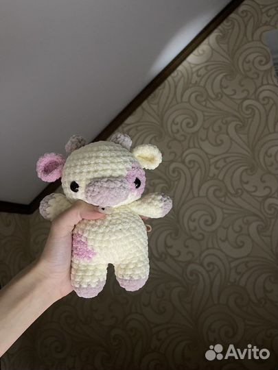 Мягкая вязаная игрушка плюшевая корова