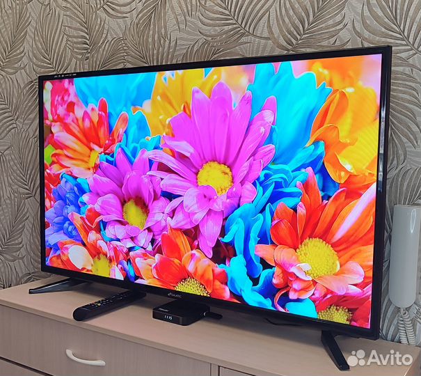 Телевизор SMART TV 42