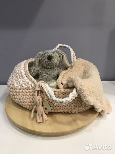 Вязанная люлька для куклы или мягкой игрушки