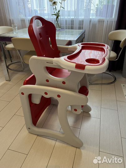 Столик и стульчик для кормления