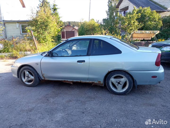 Mitsubishi Mirage 1.5 AT, 2001, 217 532 км