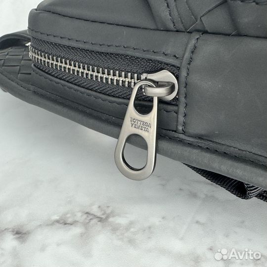 Сумка Bottega Veneta нагрудная мужская
