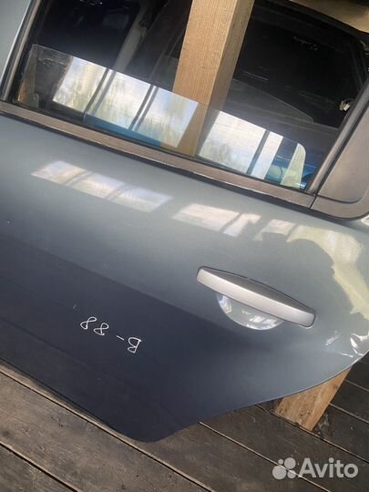 Дверь задняя левая Renault Duster 1