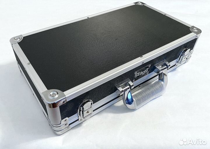 Гитарный педалборд Stagg UPC-424