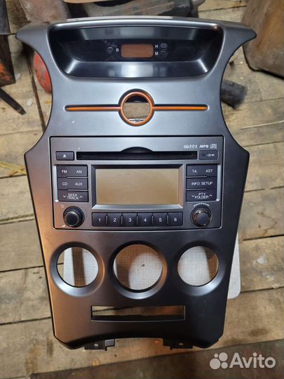 Магнитола KIA Carens