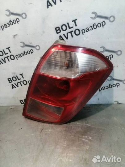 Фонарь (стоп-сигнал) задний правый Toyota Ractis
