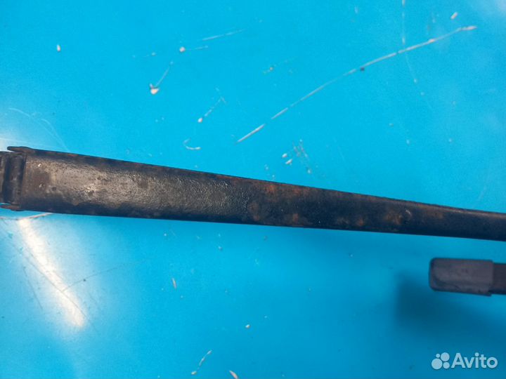 Поводок дворника правый kia cerato 1