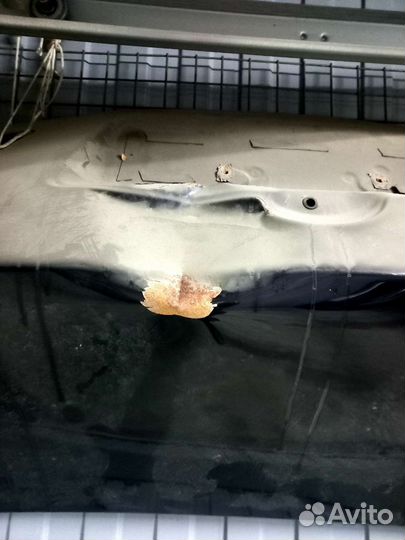 Крышка багажника toyota camry