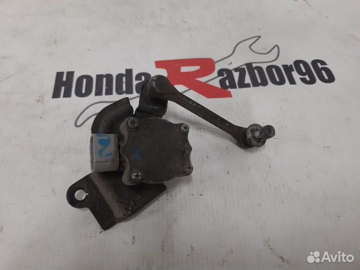 Датчик положения кузова передний Honda Accord 7