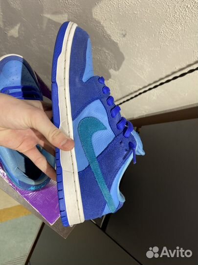 Nike SB dunk low blue raspberry оригинал