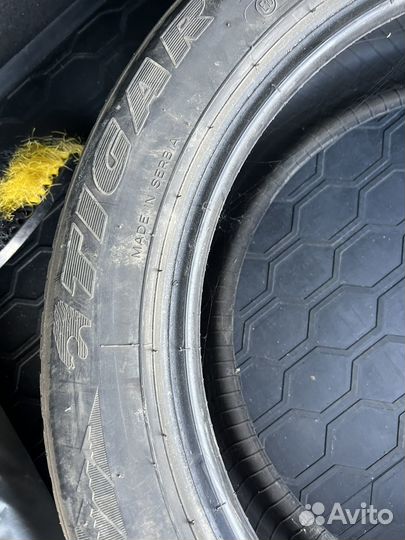 Tigar Sigura Stud 215/55 R17 100H