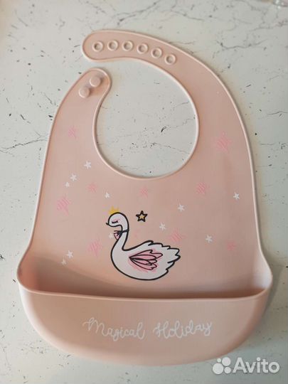 Слюнявчик силиконовый