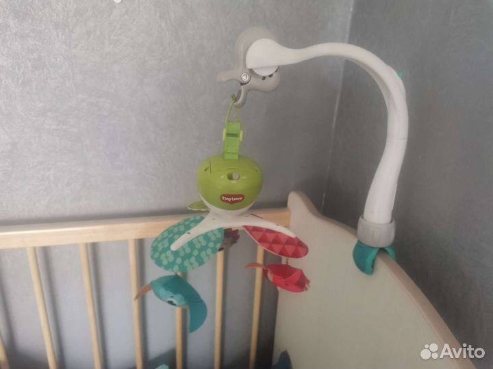 Детский коврик, мобиль, бортики в кроватку