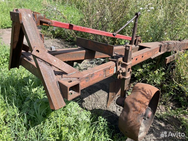 Плуг Грязинский культиваторный завод 3-4 корп. (ПН-3(4)-35), 1998