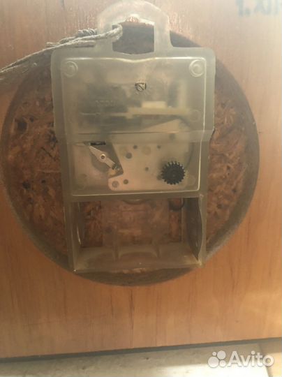 Часы старинные настенные Янтарь