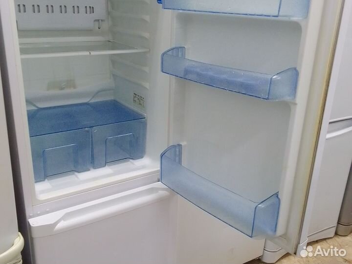 Холодильник б/у beko узкий 55 см