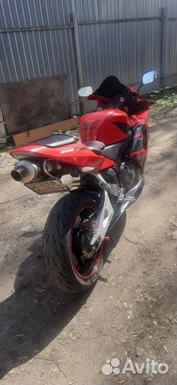 Мотоцикл Honda cbr600rr
