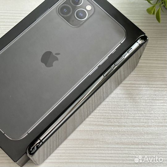 iPhone 11 Pro, 64 ГБ