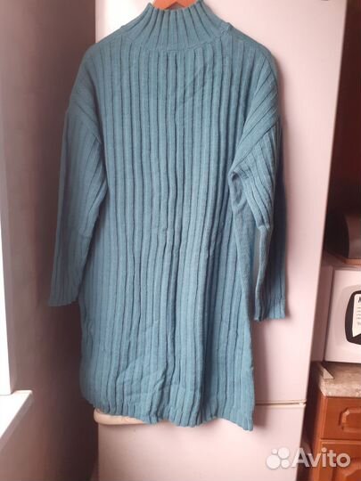 Вязаное платье новое 54
