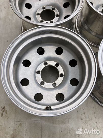 Forged Mickey Thompson R16-10J, 6-139.7, ET-25