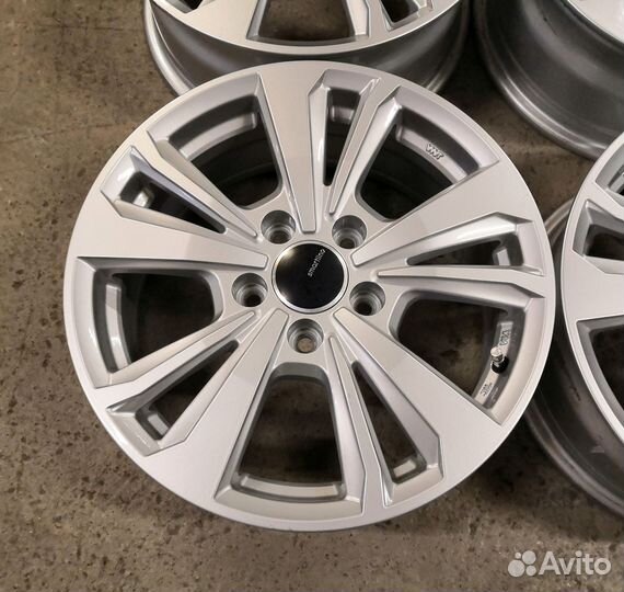 Свежий комплект Smartline R16 5*112 Б/П по РФ