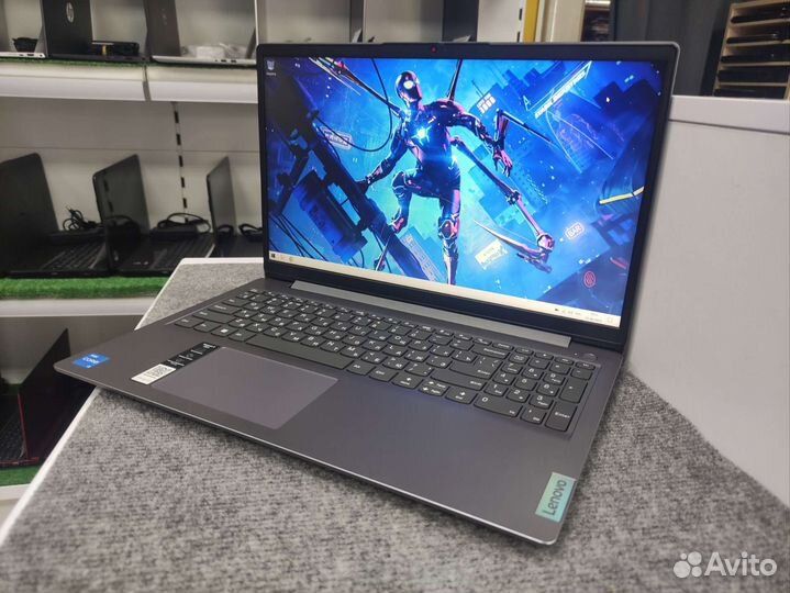 Свежий ноутбук Lenovo i3-1115G4 8GB DDR4 256GB SSD