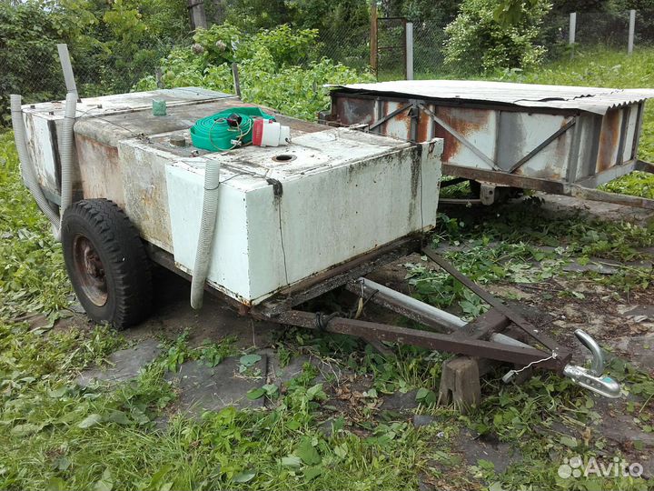 Прицеп-цистерна 1400л