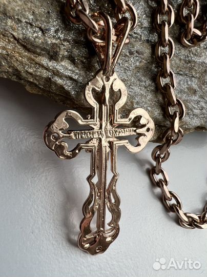 Крест на цепи
