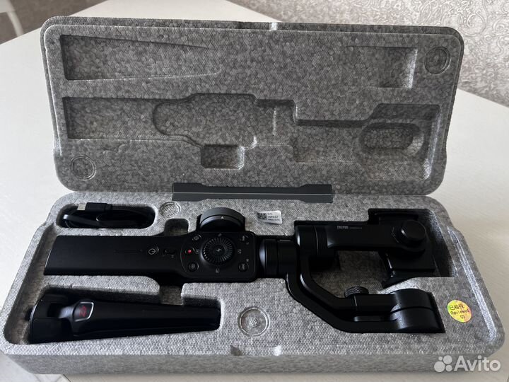 Стабилизатор zhiyun smooth 4