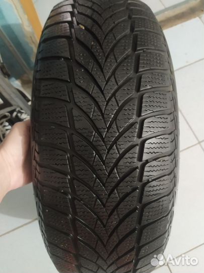 Goodyear UltraGrip Ice 6.50/10 R10 20