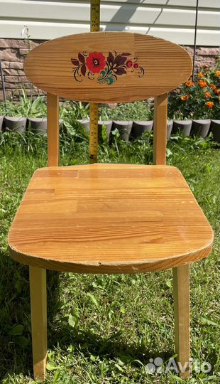 Продам детские деревянные стульчики