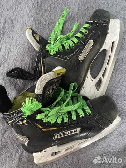 Коньки детские хоккейные Bauer supreme 2s