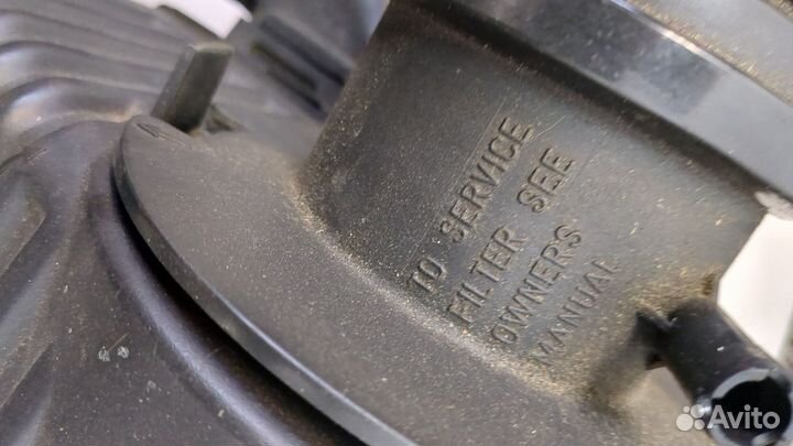 Корпус воздушного фильтра Chrysler Sebring, 2002