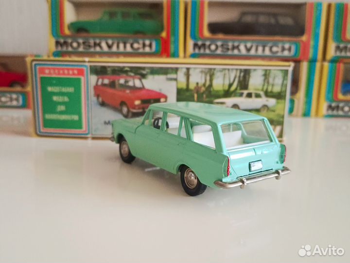 Модель автомобиля металл