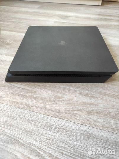 Игровая приставка PlayStation 4 Slim Black 1 Tb