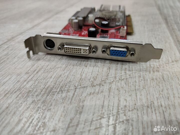 Видеокарта ATI Radeon 9600