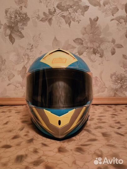 Продам шлем, оригинал, качества супер