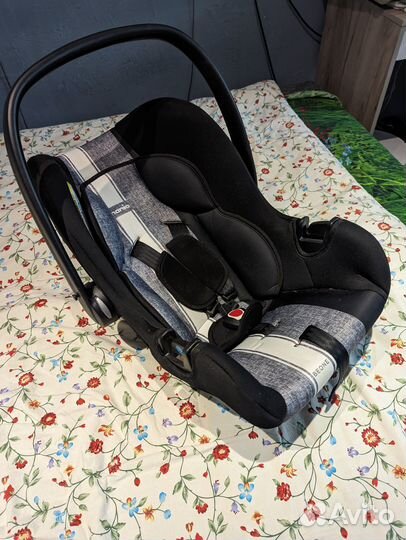Детское автокресло (автолюлька) 0-12 мес