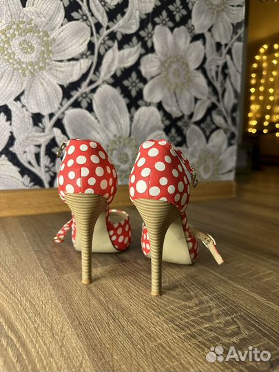 Босоножки женские 36 размер