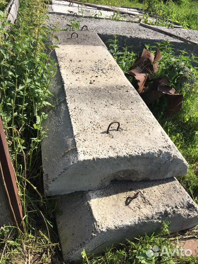 Лоток бетонный