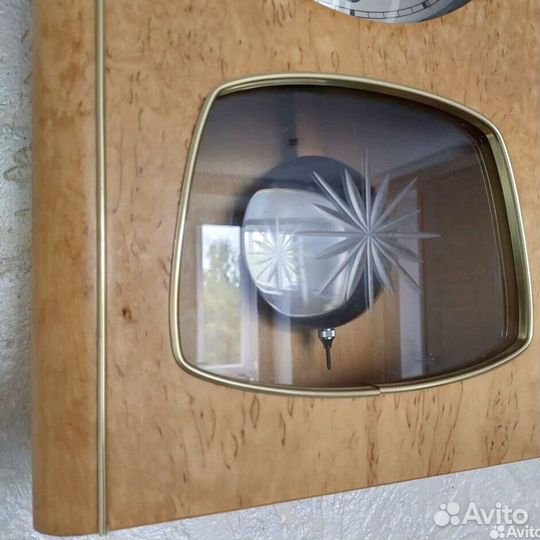 Часы настенные механические Junghans