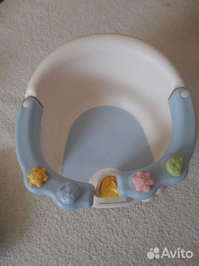 Стульчик для купания в ванной детский