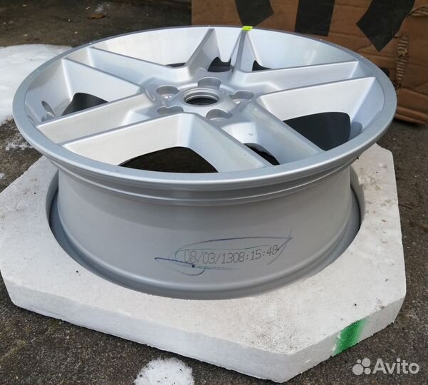 Диск Jeep Compass mopar r18